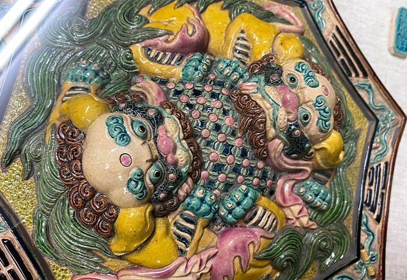 雙獅戲球